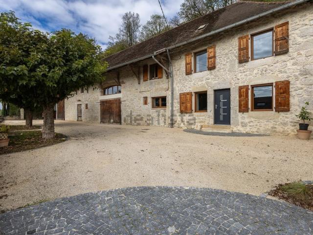 Maison vente à Groslée, Groslée-Saint-Benoit