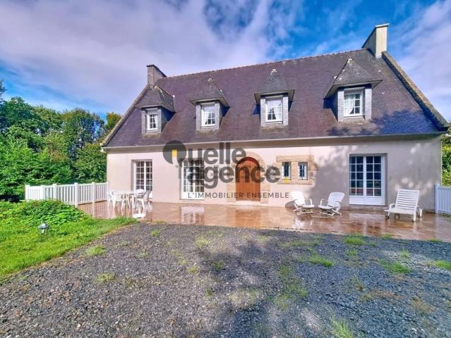 Maison vente à Botquenal, Loperhet