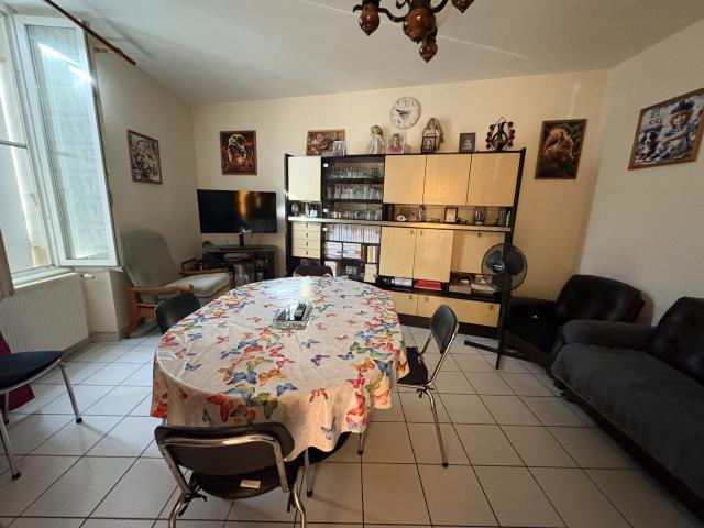 Appartement vente à Les Justices, Preignac