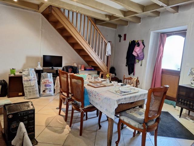 Maison vente à Mauriac, Pleaux