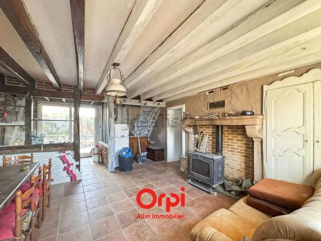 Maison vente à Marque Faille, Louroux-de-Bouble