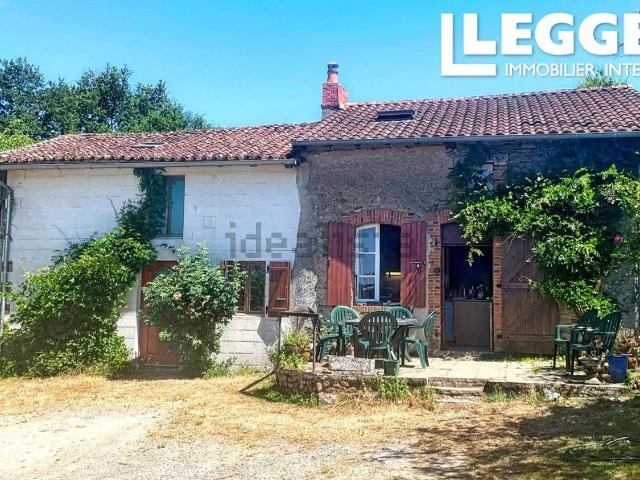 Maison vente à Luchapt