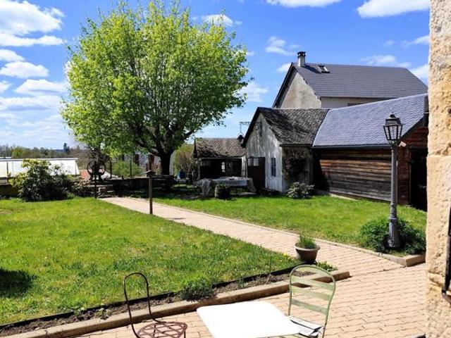 Maison vente à Riom, Savennes