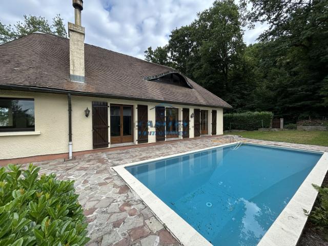 Maison vente à Mont Châtel, Lure