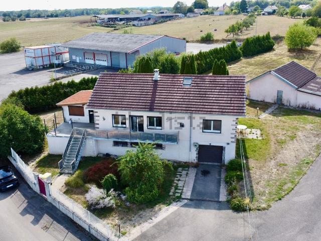 Maison vente à Mont Châtel, Lure
