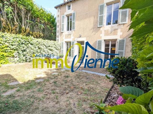 Maison vente à Montmorillon, Lussac-les-châteaux