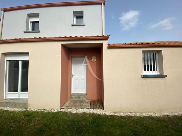 Maison vente à Nantes, Saint-même-le-tenu
