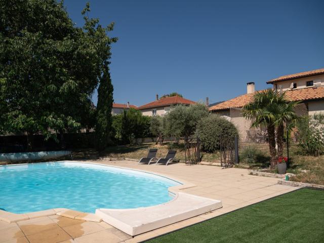 Maison vente à Chorée, Maclas