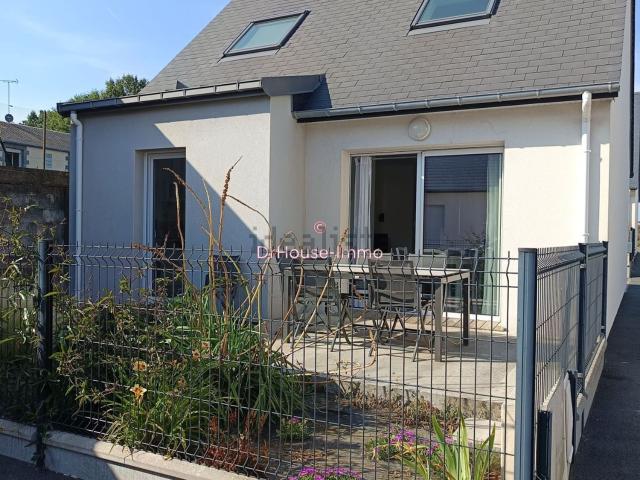 Maison vente à Parc d'activités de la Croix-Êtétée, Maen-Roch