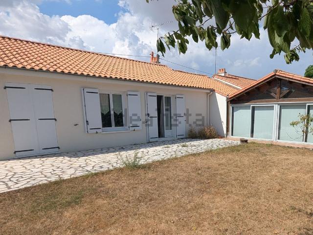 Maison vente à Le Pinier, Magné