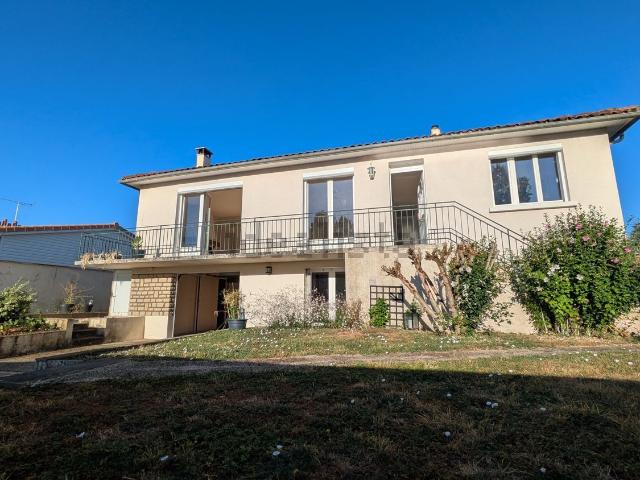 Maison vente à L'Ouche Boutonne, Magné