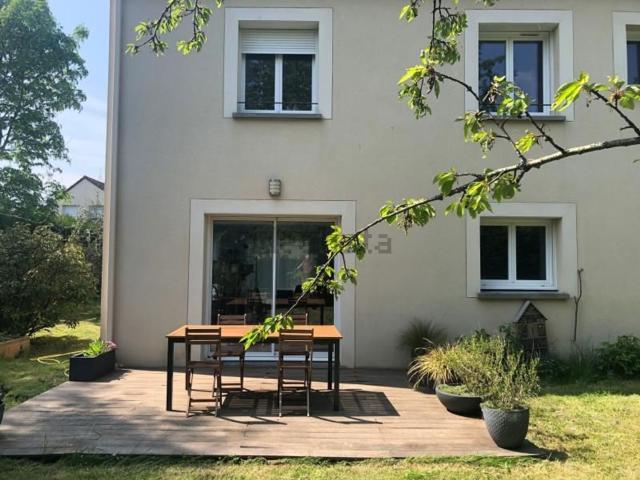 Maison location à Cressely, Magny-les-Hameaux