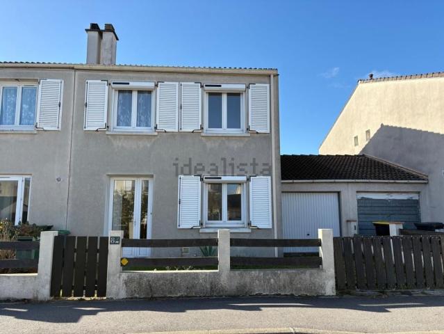 Maison location à Le Buisson, Magny-les-Hameaux
