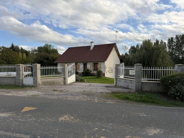 Maison vente à Les Moulins-à-Vent, Maintenay