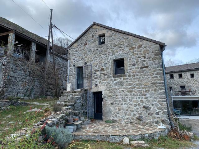 Maison location à Le Moulin, Malarce-sur-la-Thines