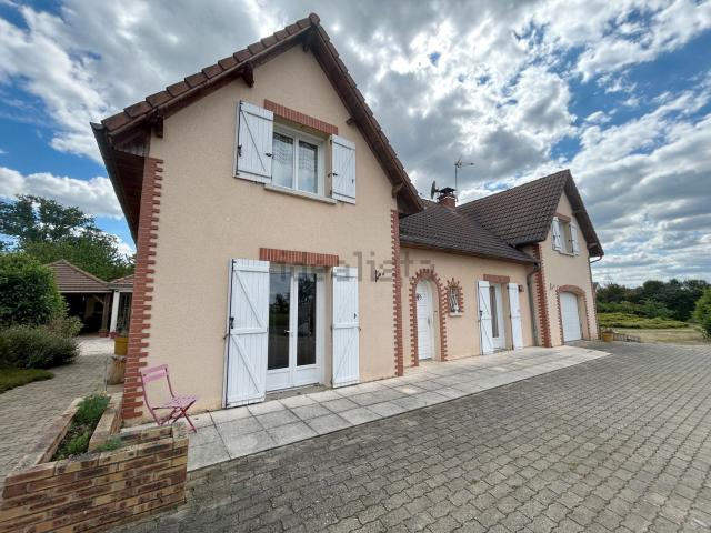 Maison vente à Jeux, Malicorne