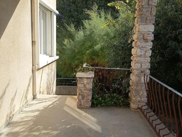 Maison location à Faubourg Saint-Lazare, Manosque