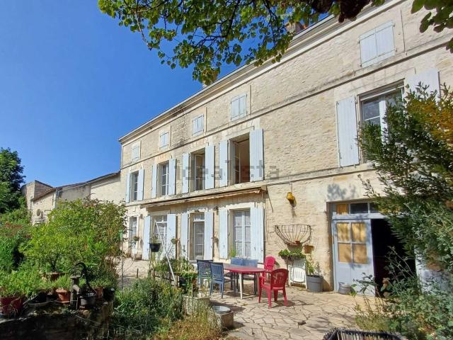 Maison vente à Mansle, Mansle-les-Fontaines