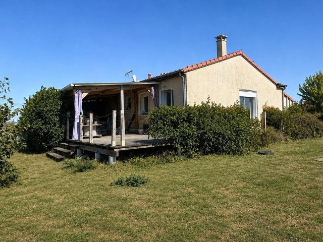 Maison vente à Champs Carrés, Marcenat