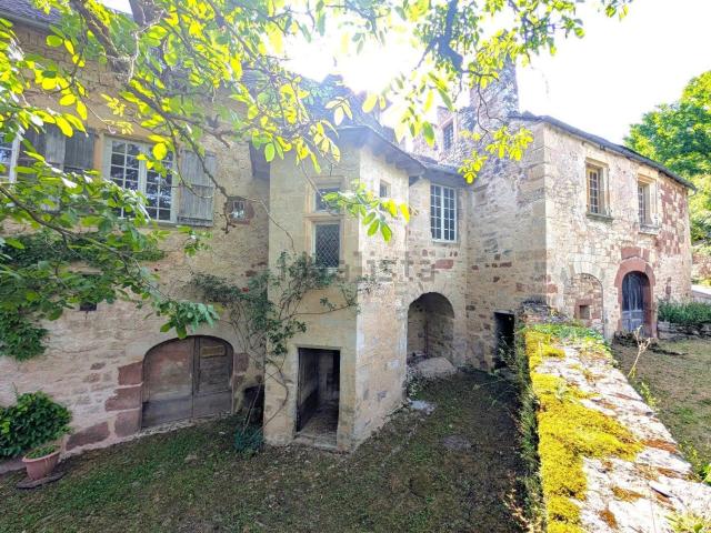 Maison vente à Les Loyes, Marcillac-Vallon