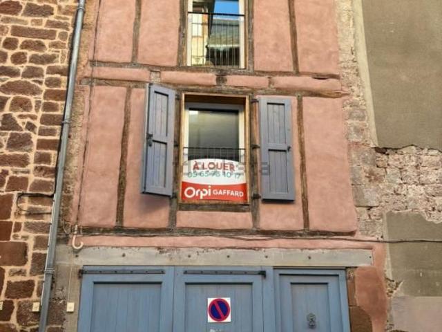 Maison location à Les Loyes, Marcillac-Vallon