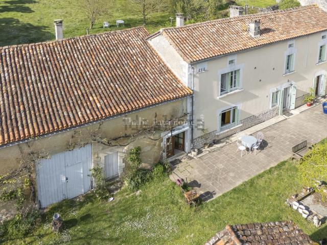 Maison vente à Mareuil, Mareuil en Périgord