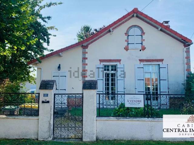 Maison vente à Marigny-le-Châtel, Aube