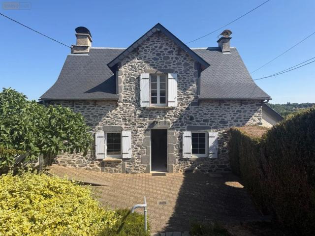 Maison vente à Mauriac, Cantal
