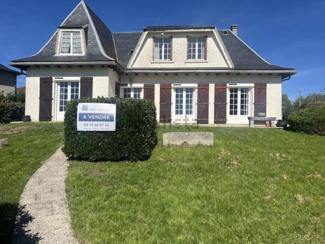 Maison vente à Champs Froids, Mauriac