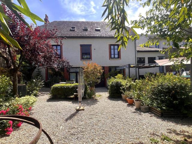 Maison vente à Mauriac, Cantal