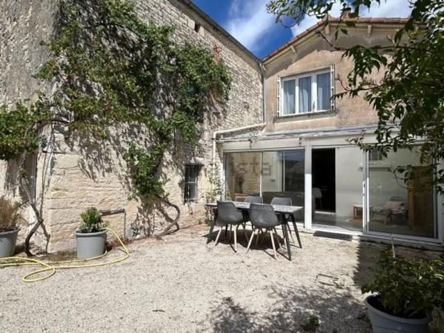 Maison vente à Le Champbranger, Mauzé-sur-le-Mignon