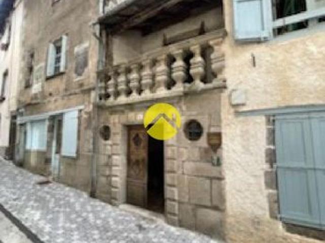 Maison vente à Pierrefort, Cantal