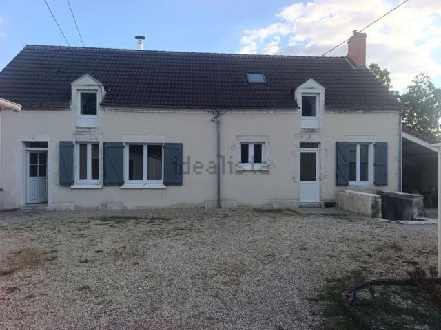 Maison location à Mehun-sur-Yèvre, Cher