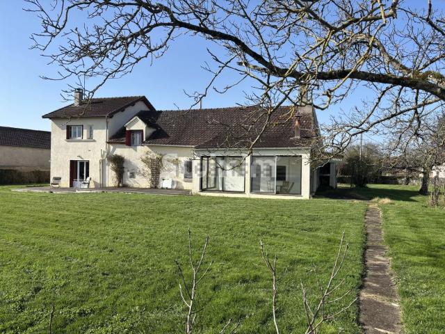 Maison vente à Menades, Yonne