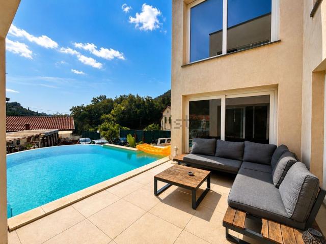 Maison vente à Menton, Alpes-Maritimes