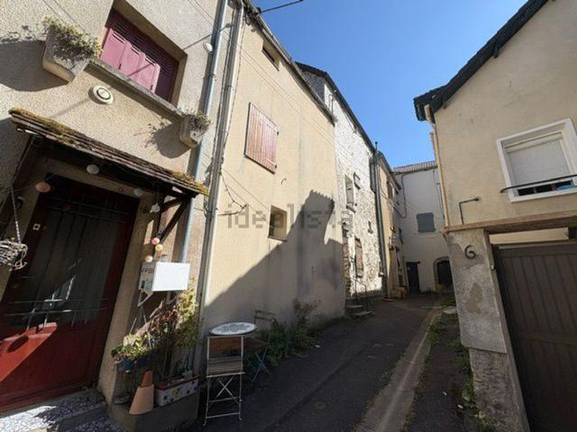 Maison vente à Le Village, Menucourt