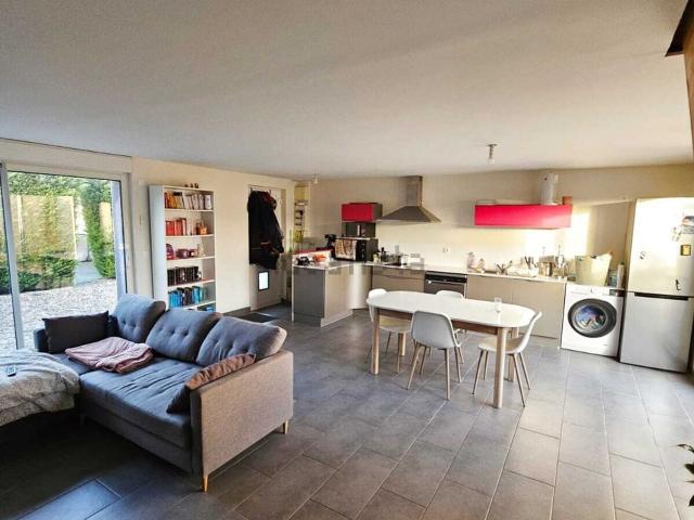 Maison location à Vieux-Bourg, Merpins