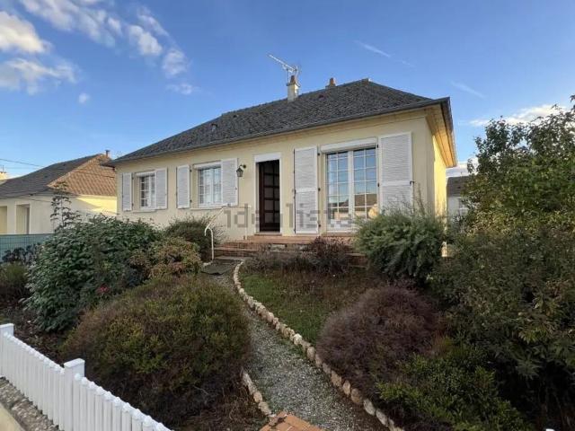 Maison vente à Meslay-du-Maine, Mayenne