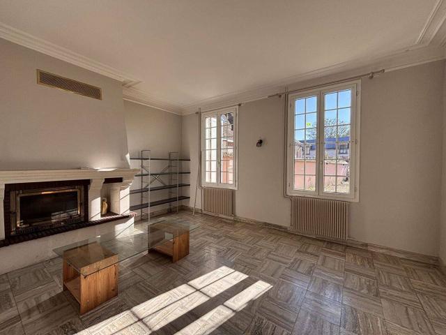 Maison location à Meslay-le-Vidame, Eure-et-Loir