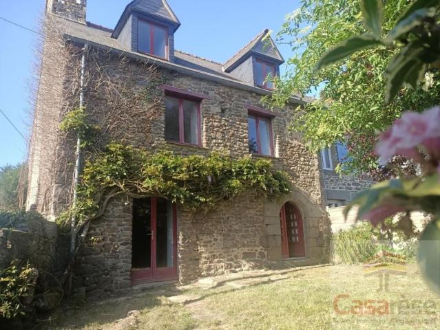 Maison vente à Saint-Pierre-de-Plesguen, Mesnil-Roc'h