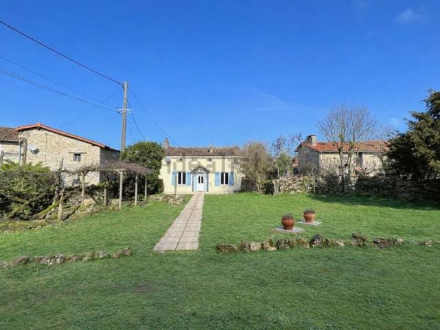 Maison vente à Les Nugues, Messé
