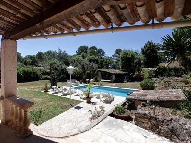 Maison location à Roquefort-les-Pins, Alpes-Maritimes