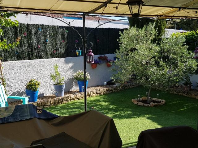 Maison location à Aix-en-Provence, Lambesc