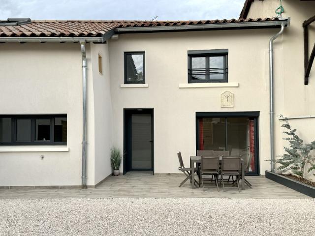 Maison location à Les Ferrières, Messimy-sur-Saône