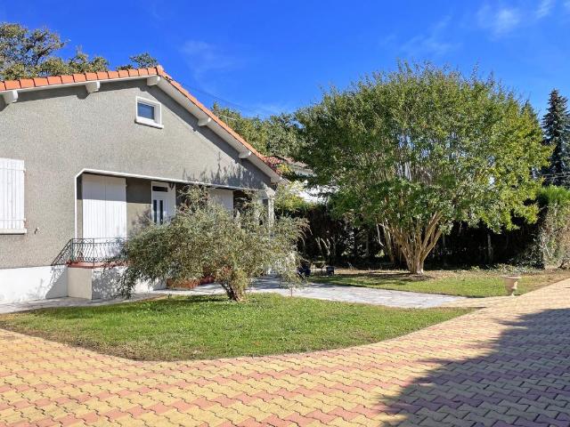 Maison location à Pissard-Santarelli, Pau
