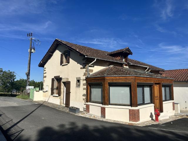 Maison location à Villefranche-de-Rouergue, Almont-les-junies