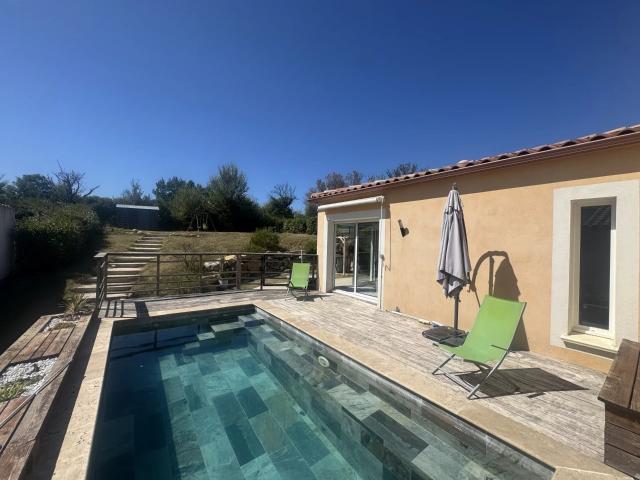 Maison location à Nîmes, Collorgues