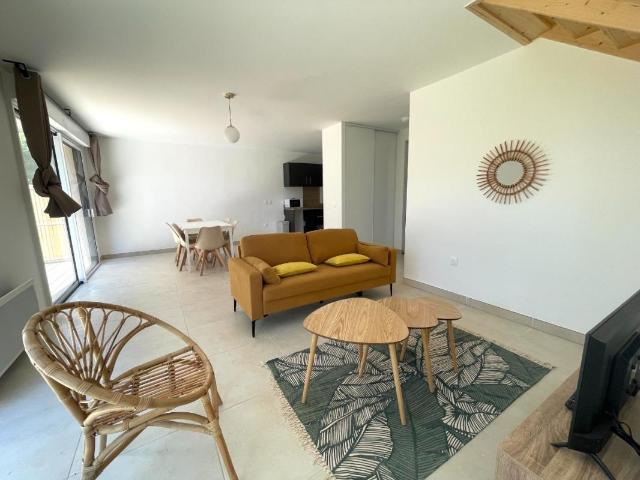 Maison location à Nîmes, Uzès