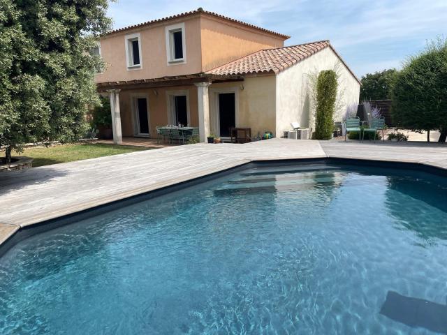 Maison location à Nîmes