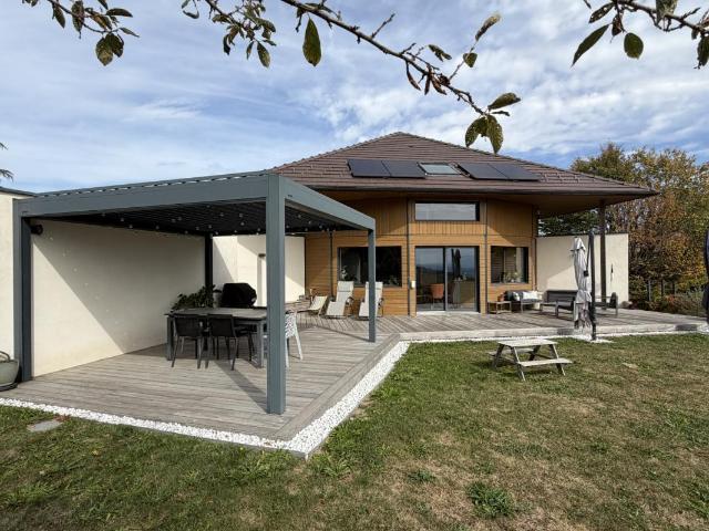 Maison location à Les Lavorels, Cuvat